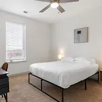 Modern Nulu 2Br Cozysuites 07