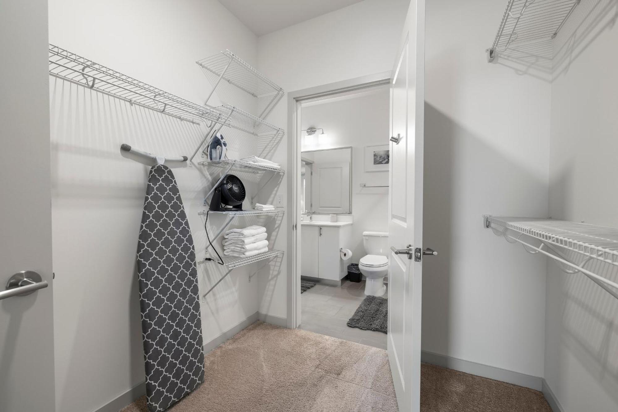 Modern Nulu 2br Cozysuites 07 Apartment *