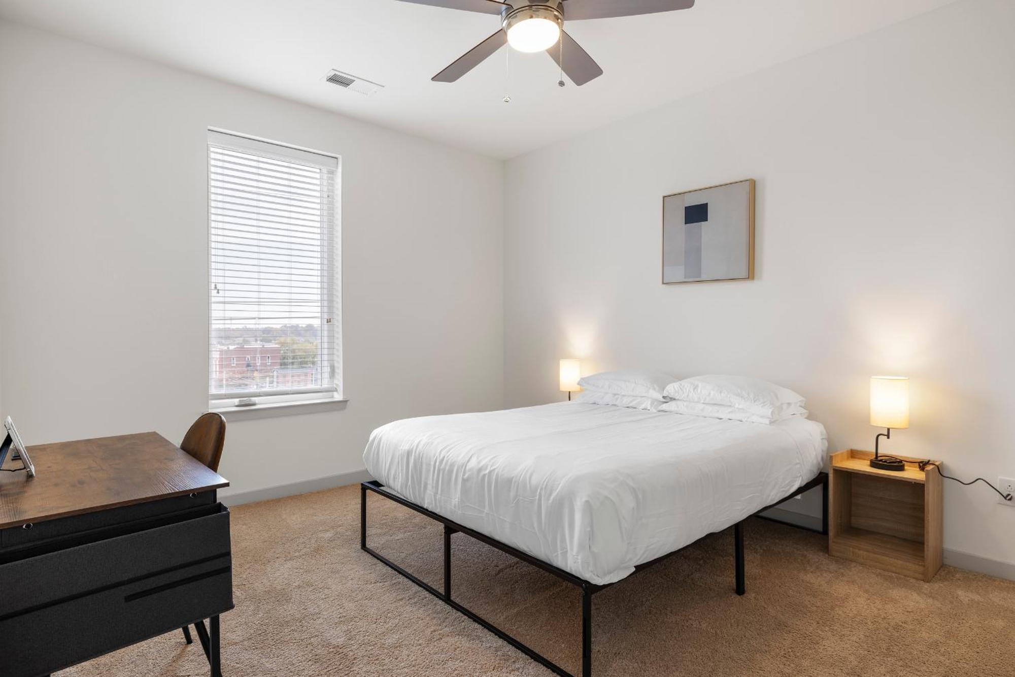 Apartment Modern Nulu 2br Cozysuites 07 Louisville