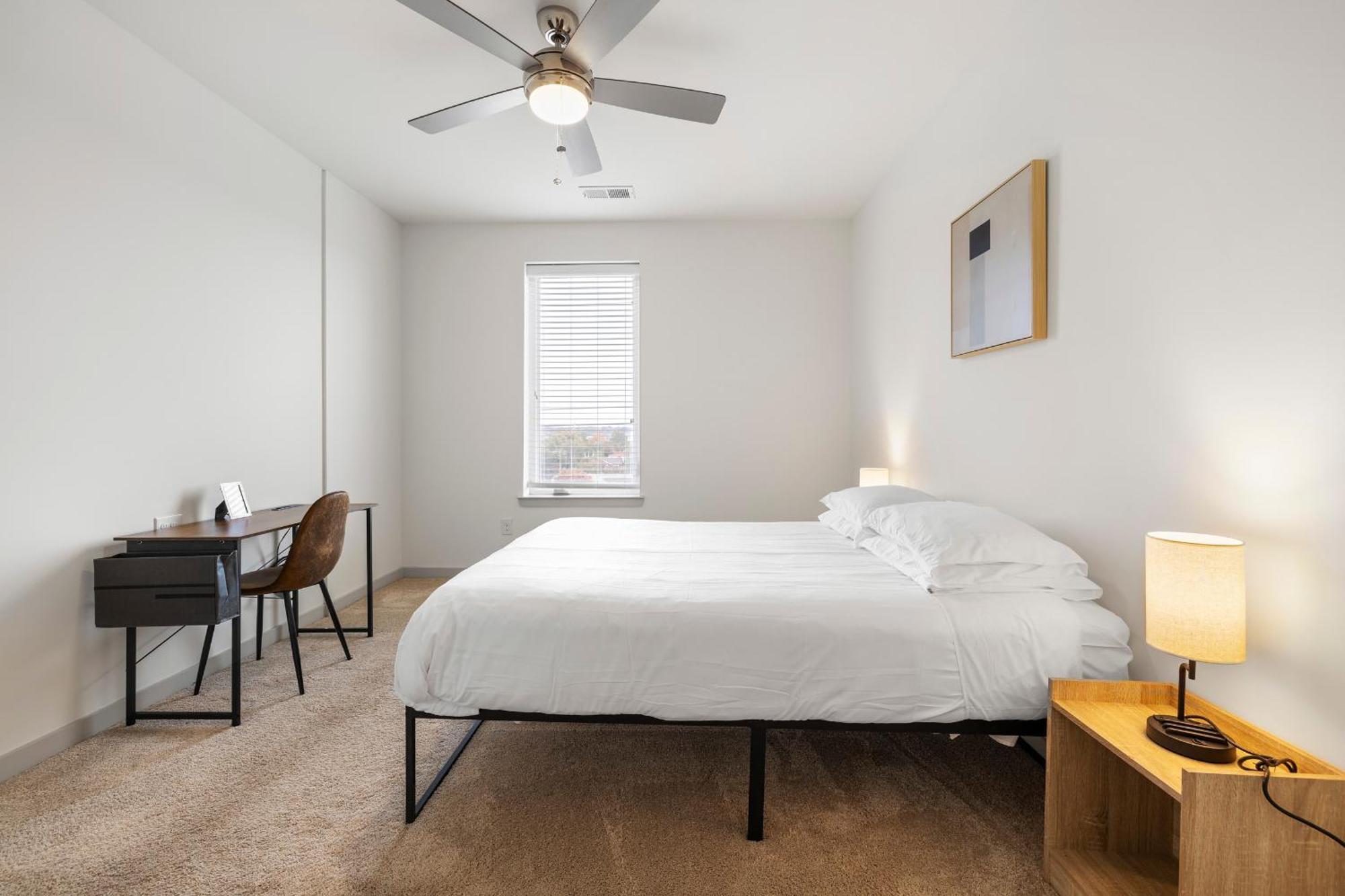 Modern Nulu 2br Cozysuites 07 Louisville