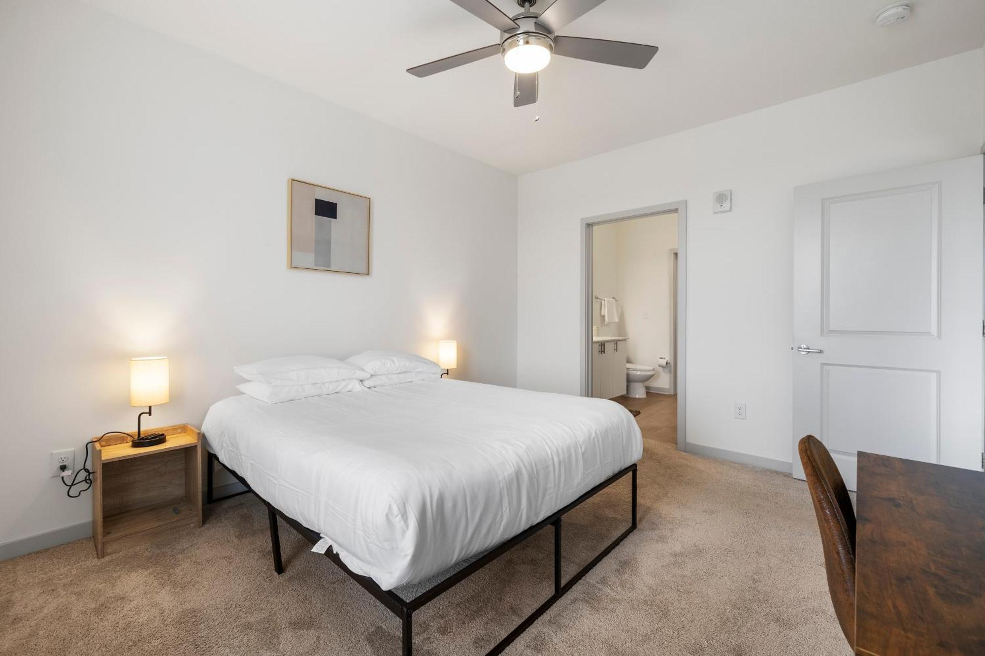 Modern Nulu 2br Cozysuites 07 * Louisville